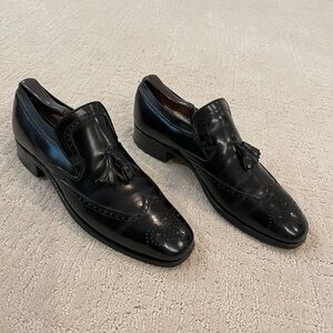 Vintage Florsheim Designer BLACK Leather DRESS Shoe WING TIP Tassel Loafers 10 A